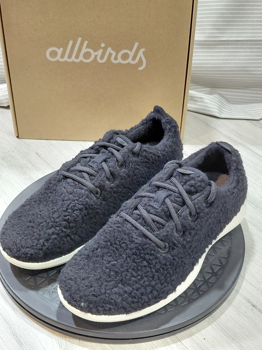 NEW Allbirds Womens Wool Runner FLUFF Natural Black White Comfort Sneaker W9